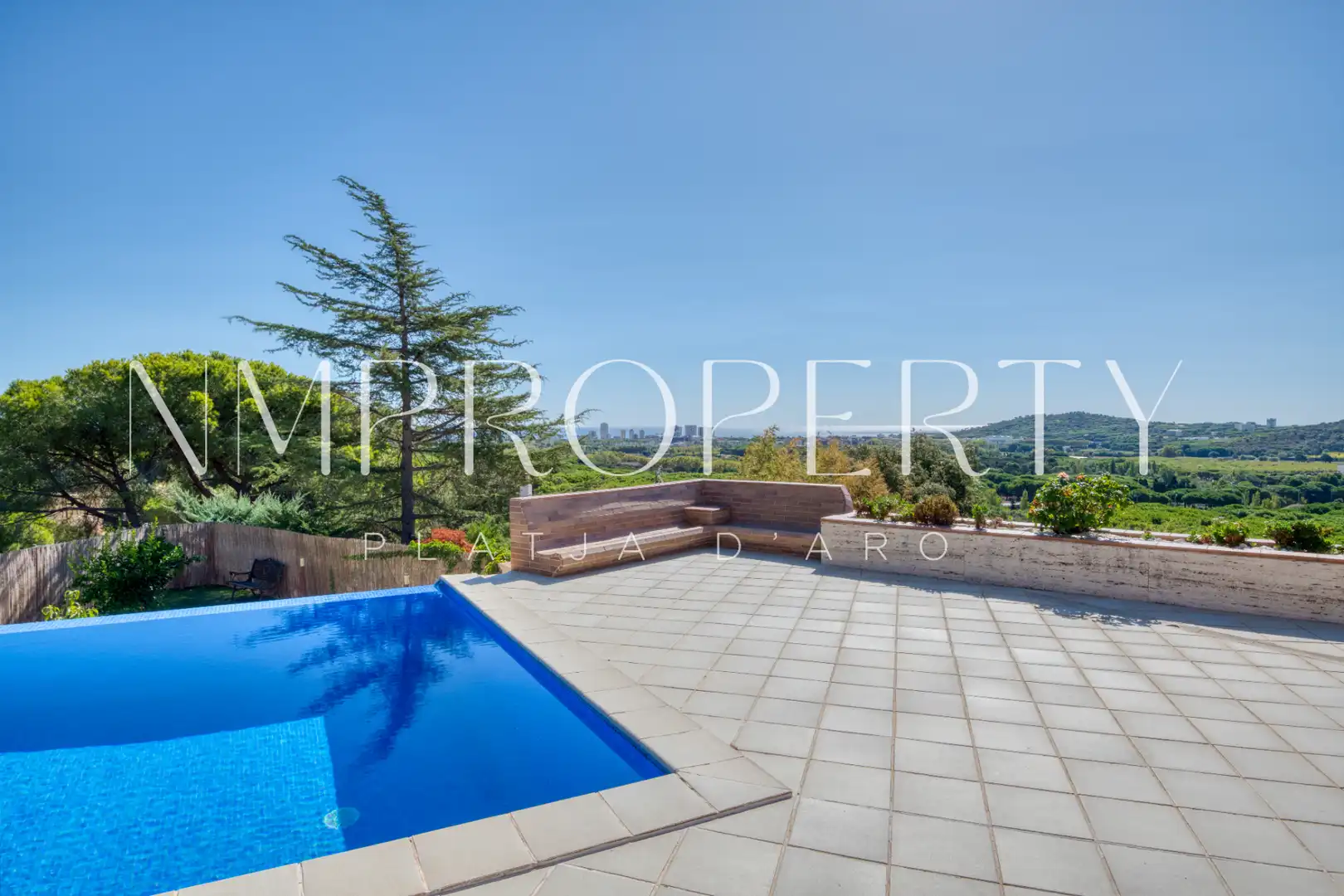 Villa avec piscine à vendre à Carrer Can Semi