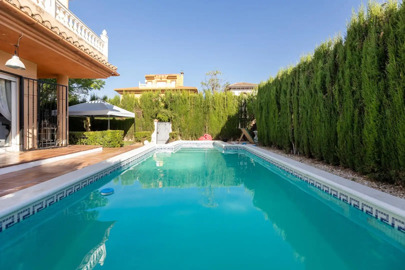 Casa pareada con piscina en venta en Belicena, imagen 2