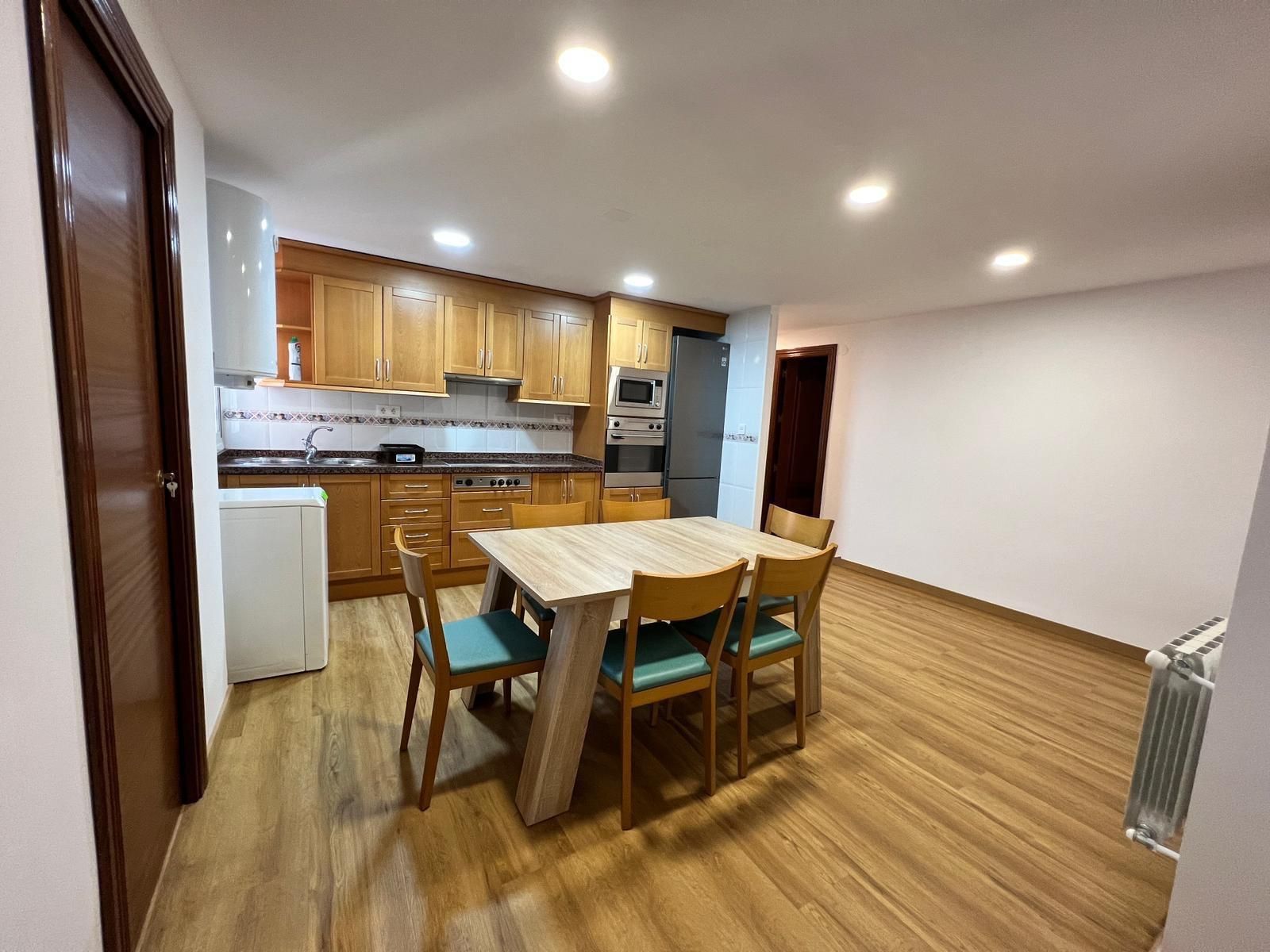 Cuina de Pis en venda en  Granada Capital amb Calefacció