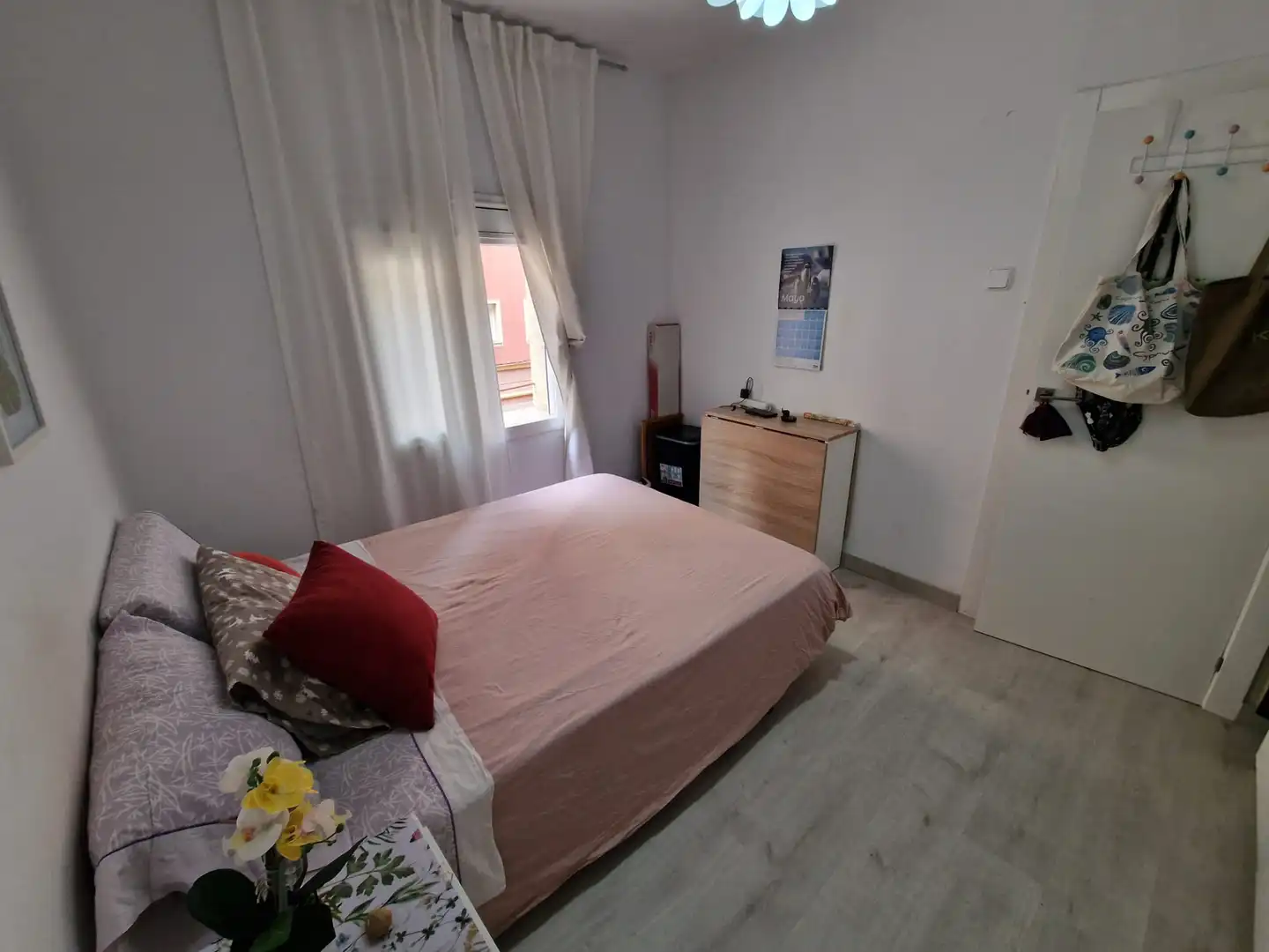 Bedroom of Flat for sale in Barcelona  with Heating, Parquet flooring and Oven