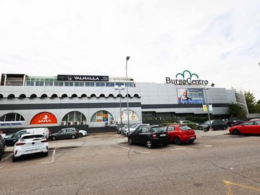 Local comercial en venda a El Burgo