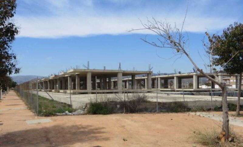 Vista exterior de Edifici en venda en Cabanes