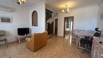 Sala d'estar de Dúplex en venda en Orihuela amb Aire condicionat, Piscina i Moblat