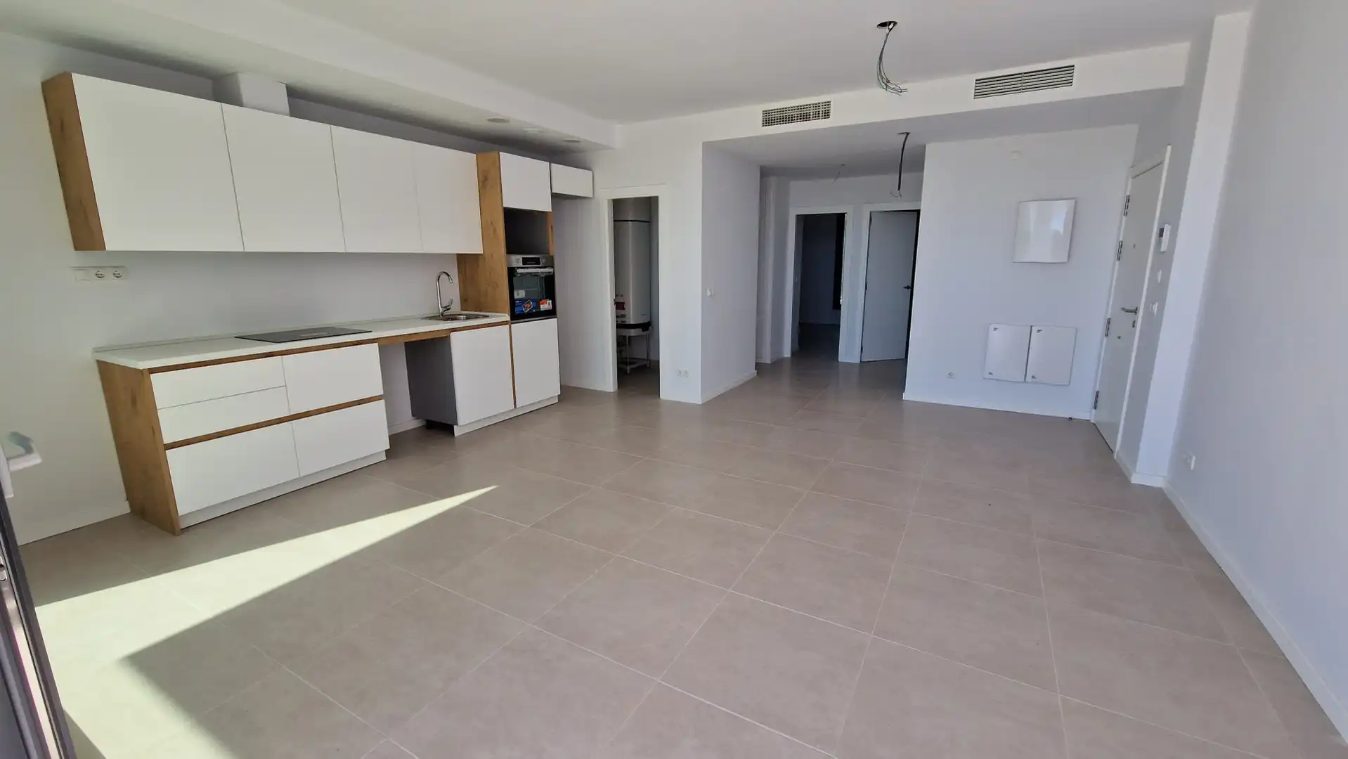 Cocina de Planta baja en venta en Estepona con Aire acondicionado, Jardín privado y Terraza