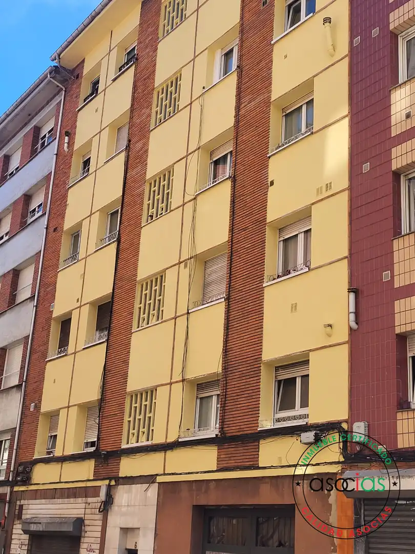 Außenansicht von Wohnung zum Verkauf in Gijón 