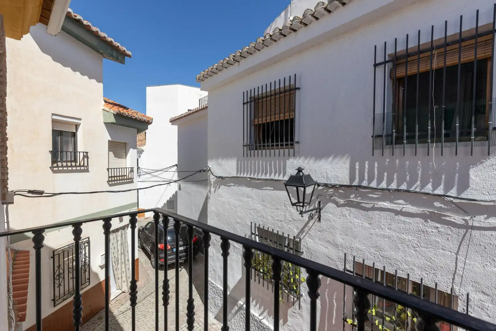 Vista exterior de Casa o xalet en venda en Dílar amb Aire condicionat i Balcó