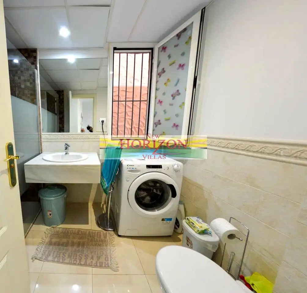 Badezimmer von Wohnungen zum Verkauf in Mojácar mit Klimaanlage, Terrasse und Möbliert