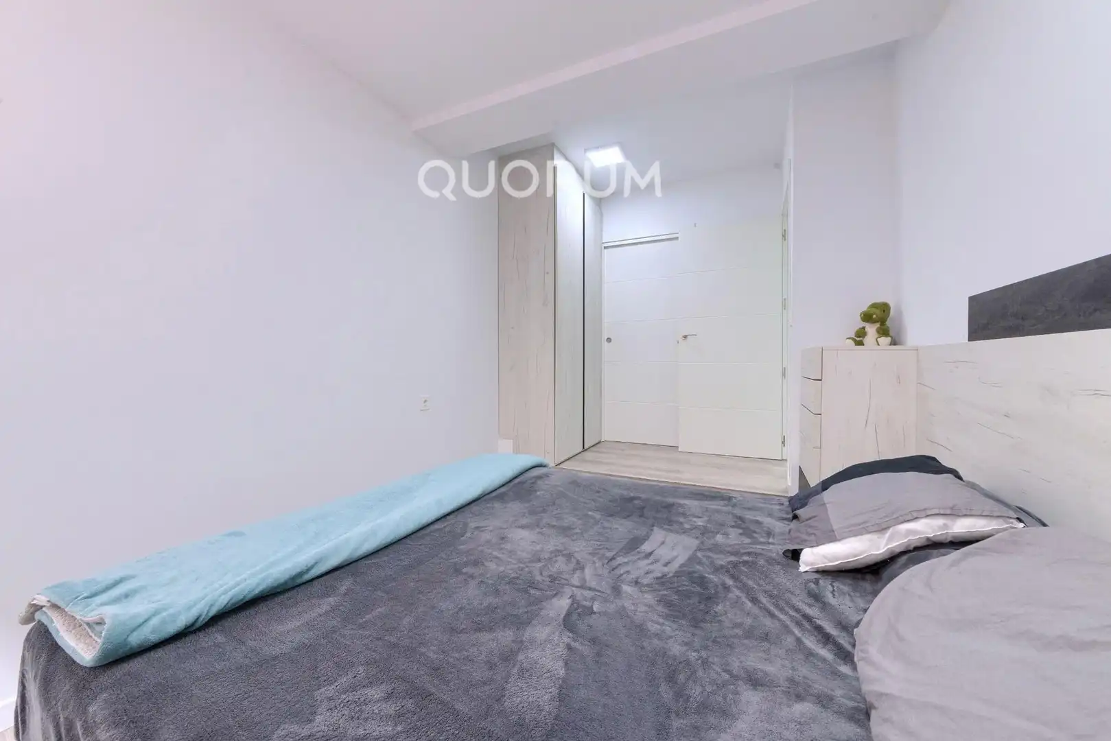 Habitación de Piso en venta en Basauri  con Calefacción y Amueblado