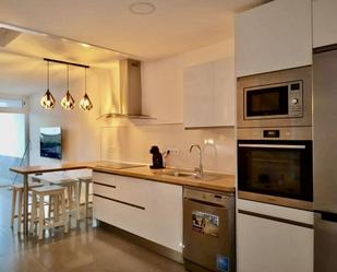 Kitchen of Duplex to rent in San Bartolomé de Tirajana  with Air Conditioner, Terrace and Balcony