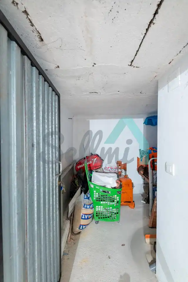 Planta baja en venta en Mieres (Asturias) con Calefacción, Trastero y Amueblado