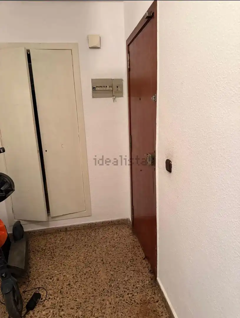 Flat for sale in Valencia  with Furnished and Balcony