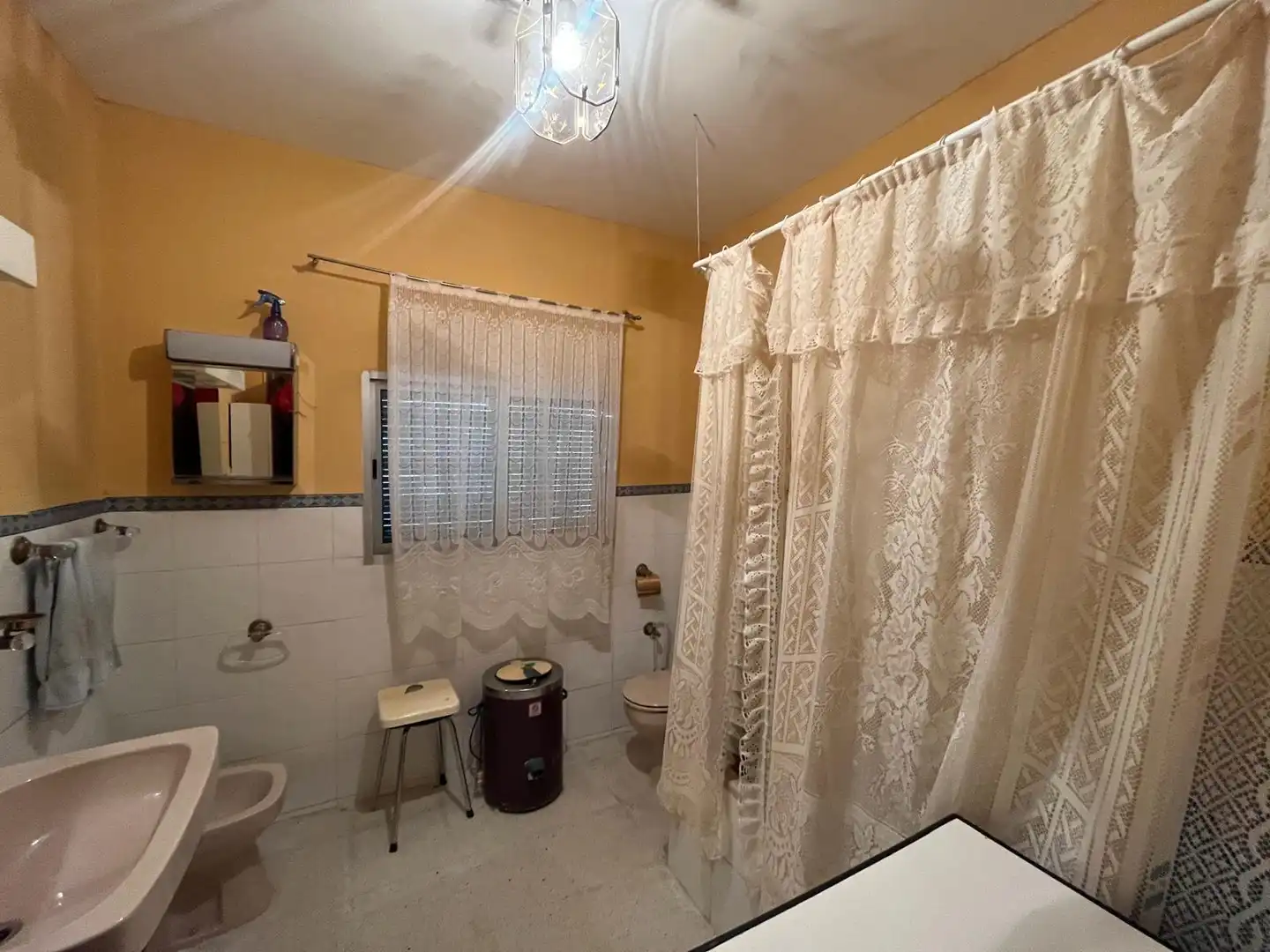 Badezimmer von Haus oder Chalet zum Verkauf in Cáceres mit Terrasse, Schwimmbad und Möbliert