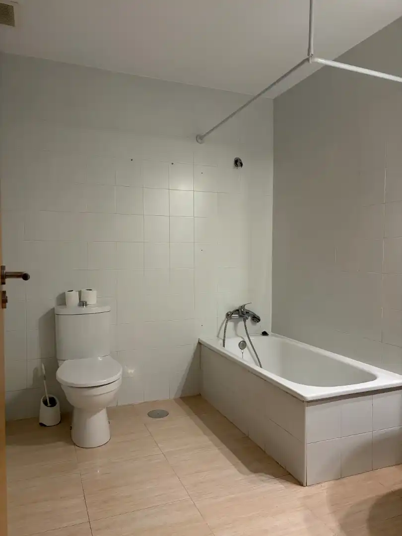 Bany de Pis en venda en Plasencia amb Aire condicionat, Calefacció i Traster