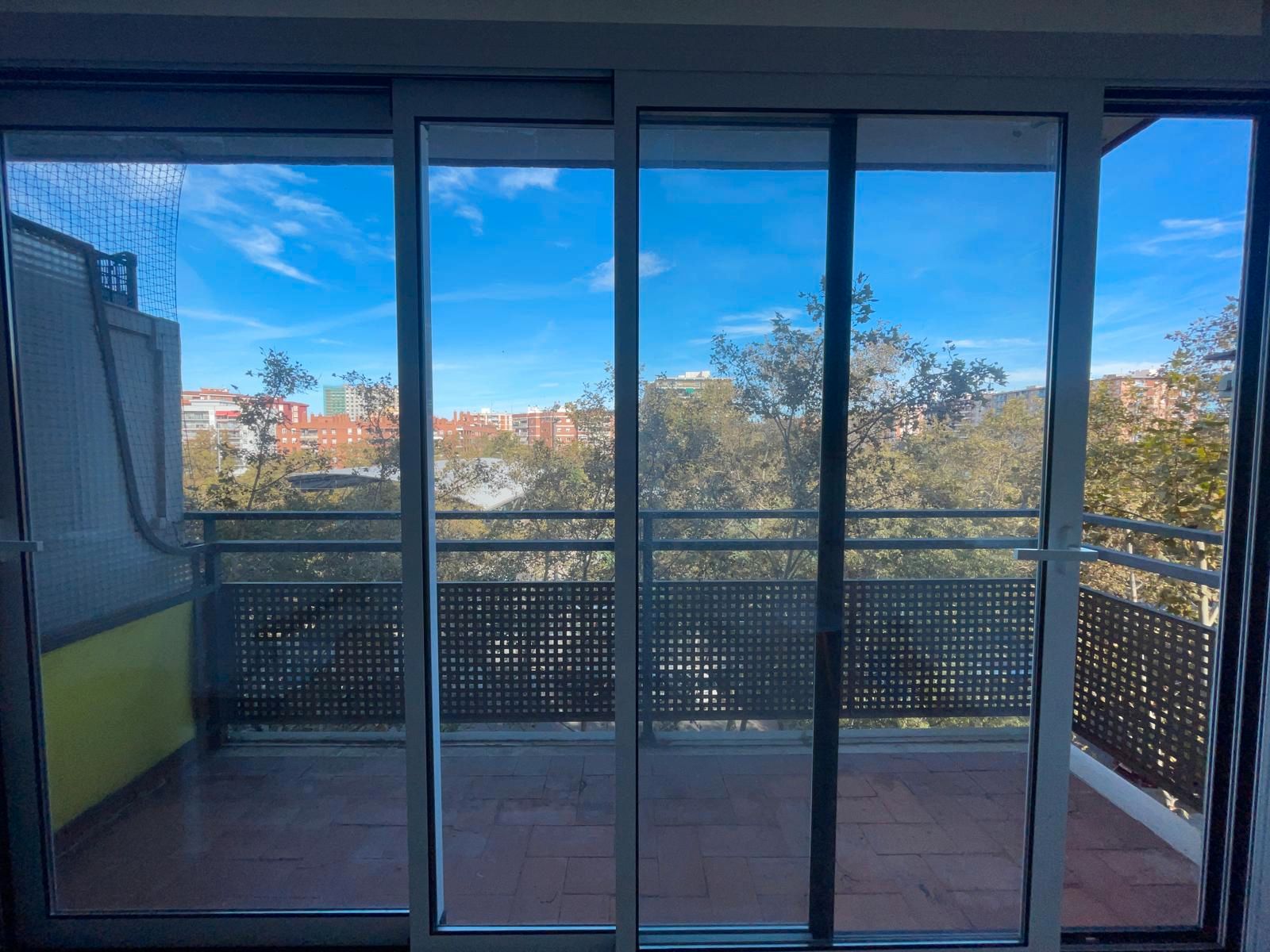 Terraza de Piso en venta en  Barcelona Capital con Parquet, Amueblado y Horno