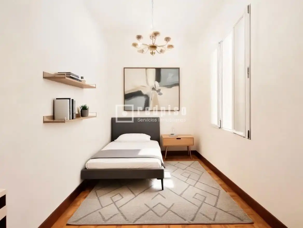 Habitación de Piso en venta en Madrid con Parquet, Terraza y Alarma