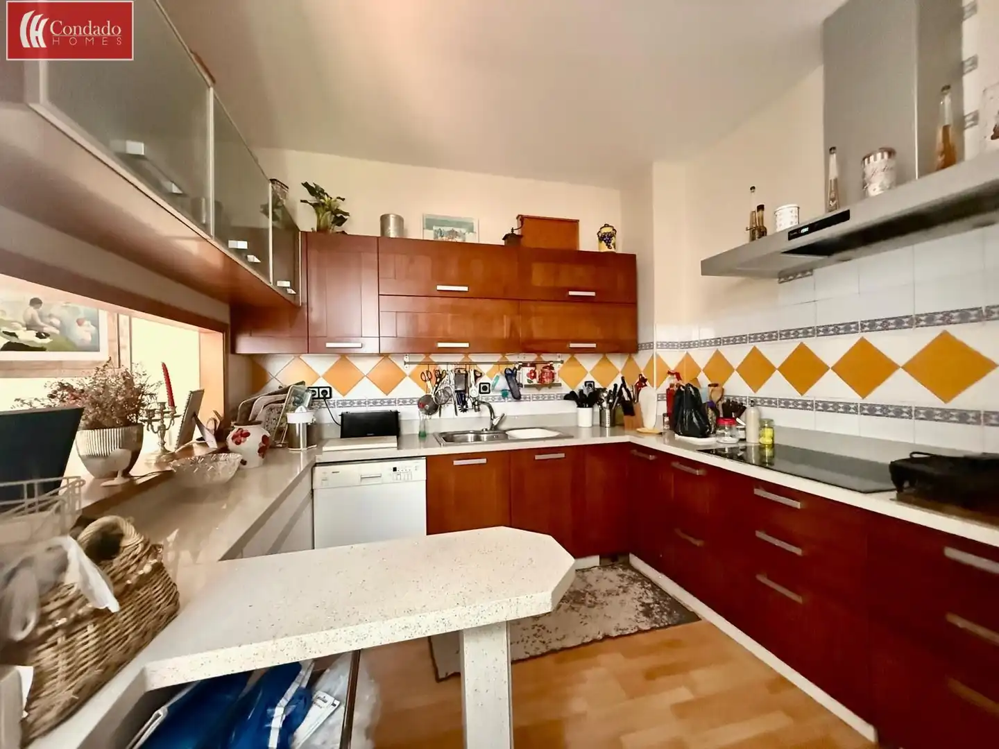 Cuina de Casa adosada en venda en Córdoba