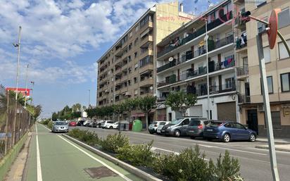 Vista exterior de Pis en venda en Castellón de la Plana / Castelló de la Plana amb Balcó