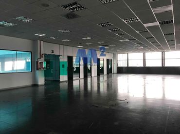 Bureau à louer à Industria, acceso por Valportillo segunda 16