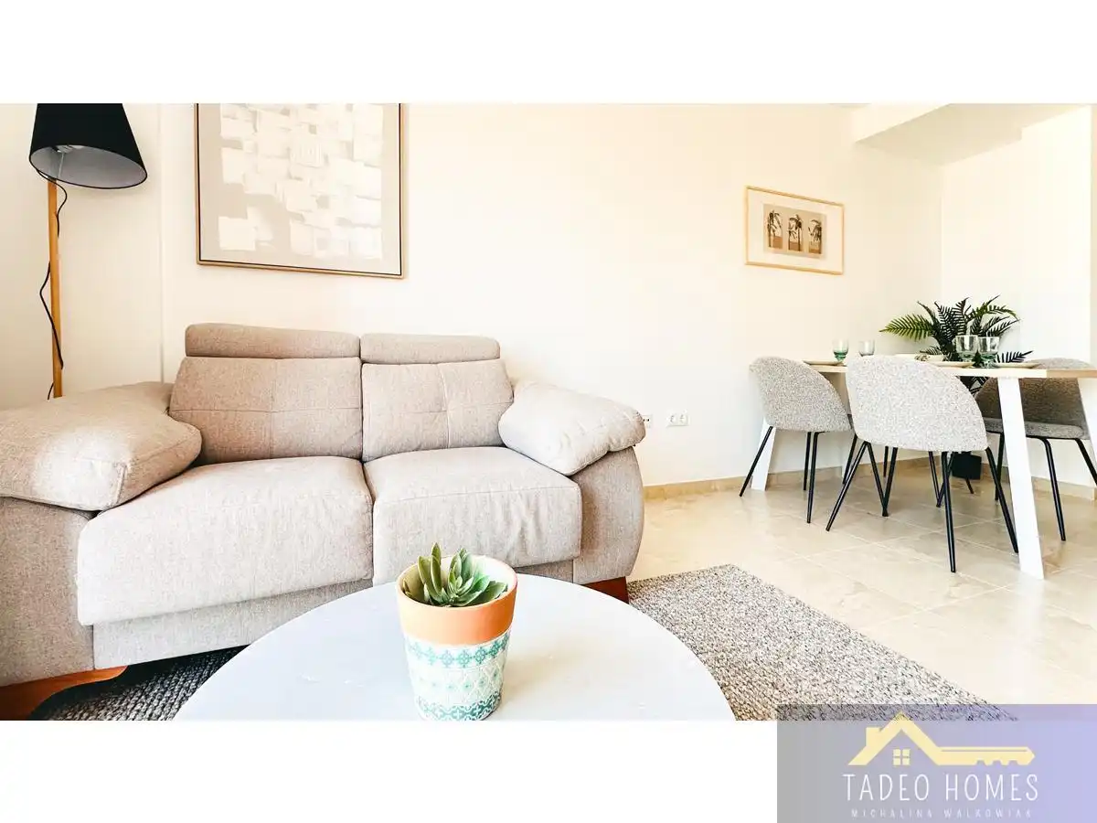 Apartament amb terrassa en venda a Travesia Pelenes 10, imagen 2