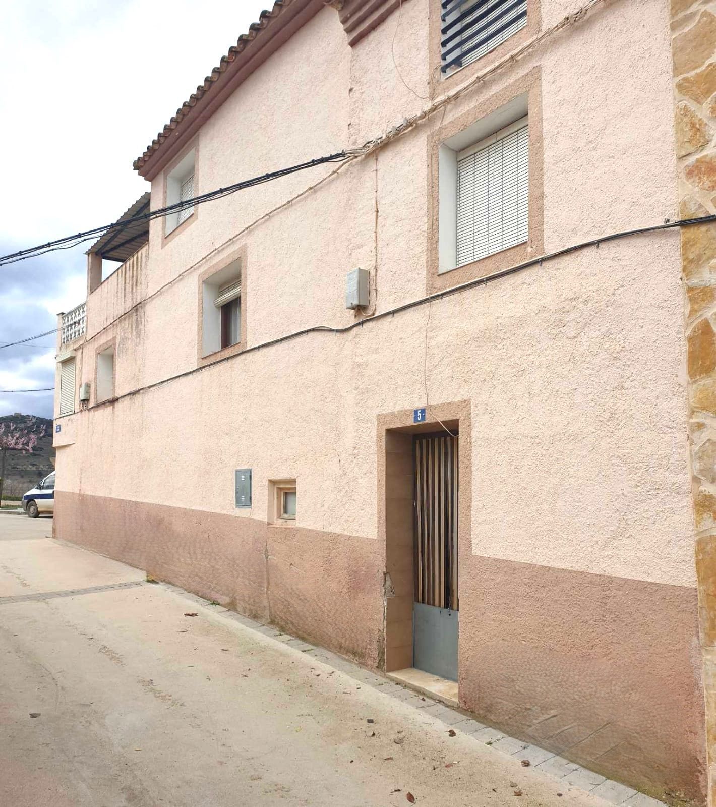 Vista exterior de Finca rústica en venda en La Vilueña amb Terrassa i Traster