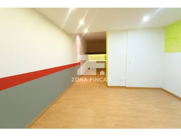 Local comercial en venda a Calle Sant Carles 1