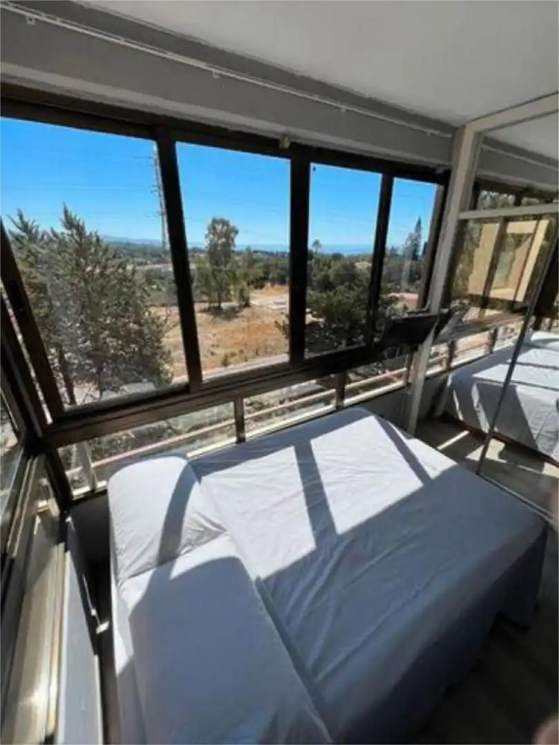 Dormitori de Estudi en venda en Marbella amb Aire condicionat, Terrassa i Moblat