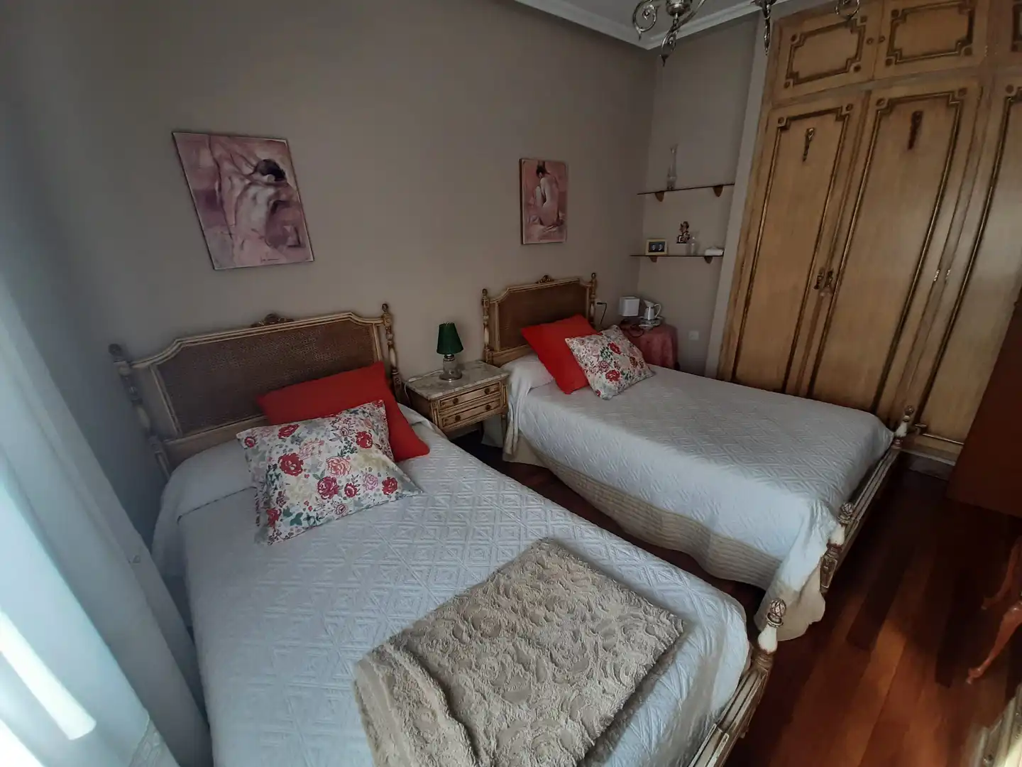 Habitación de Casa adosada en venta en Villaquilambre con Calefacción, Jardín privado y Terraza