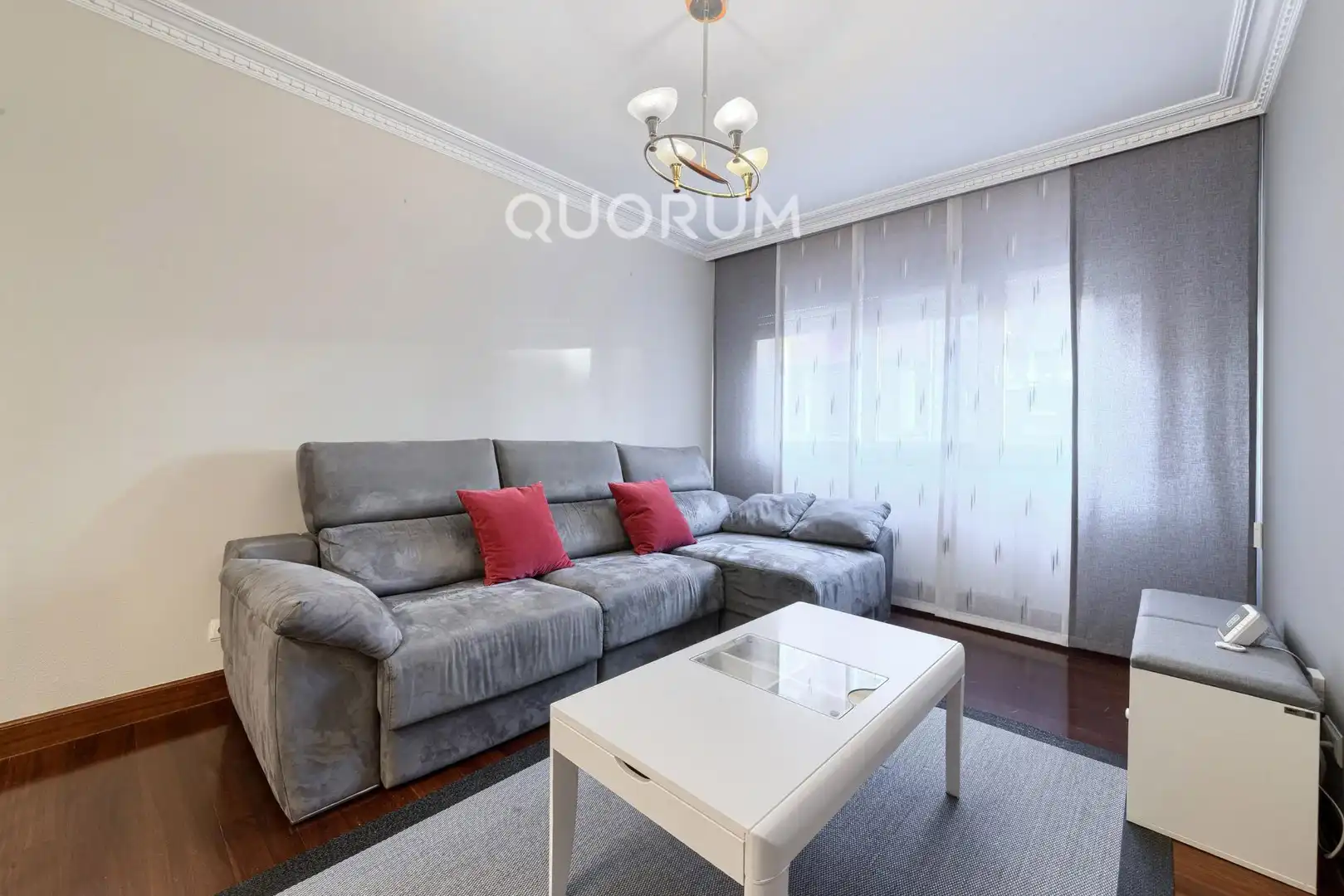Sala de estar de Piso en venta en Barakaldo  con Calefacción, Trastero y Amueblado