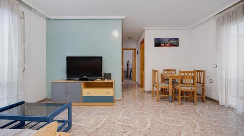 Foto 5 de Piso en venta en Avenida de Pinoso, 12, El Acequión, Alicante