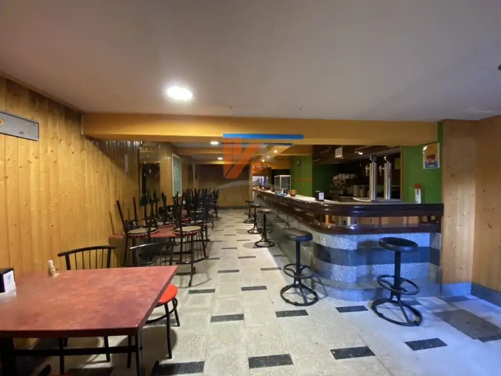 Local en venta en Santiago de Compostela 
