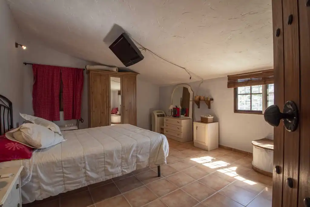 Casa rústica con piscina en venta en Riogordo, imagen 19