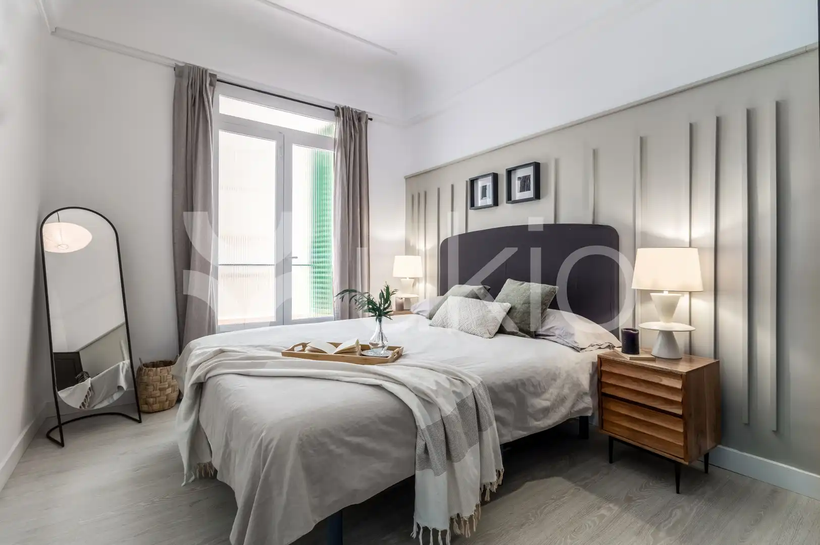 Dormitori de Apartament de lloguer en Madrid amb Aire condicionat, Calefacció i Terrassa