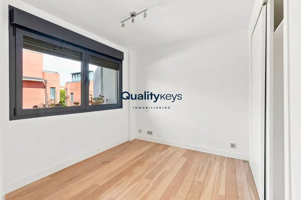Casa o chalet en venta en Madrid con Aire acondicionado, Calefacción y Jardín privado
