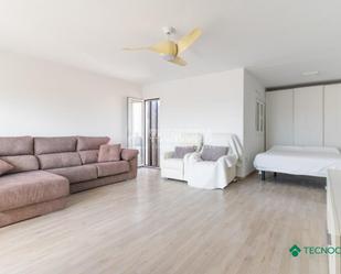 Living room of Single-family semi-detached for sale in Roquetas de Mar  with Air Conditioner, Terrace and Balcony