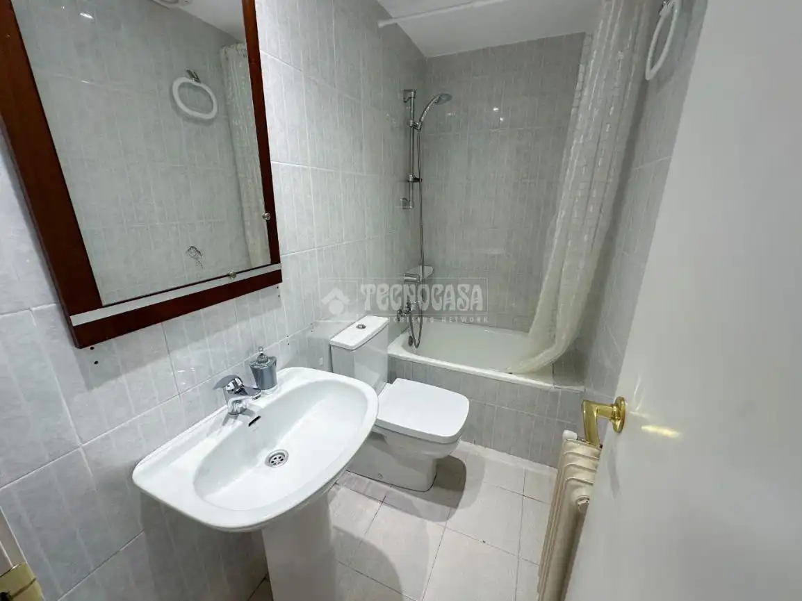 Baño de Piso en venta en Collado Villalba con Calefacción, Terraza y Trastero