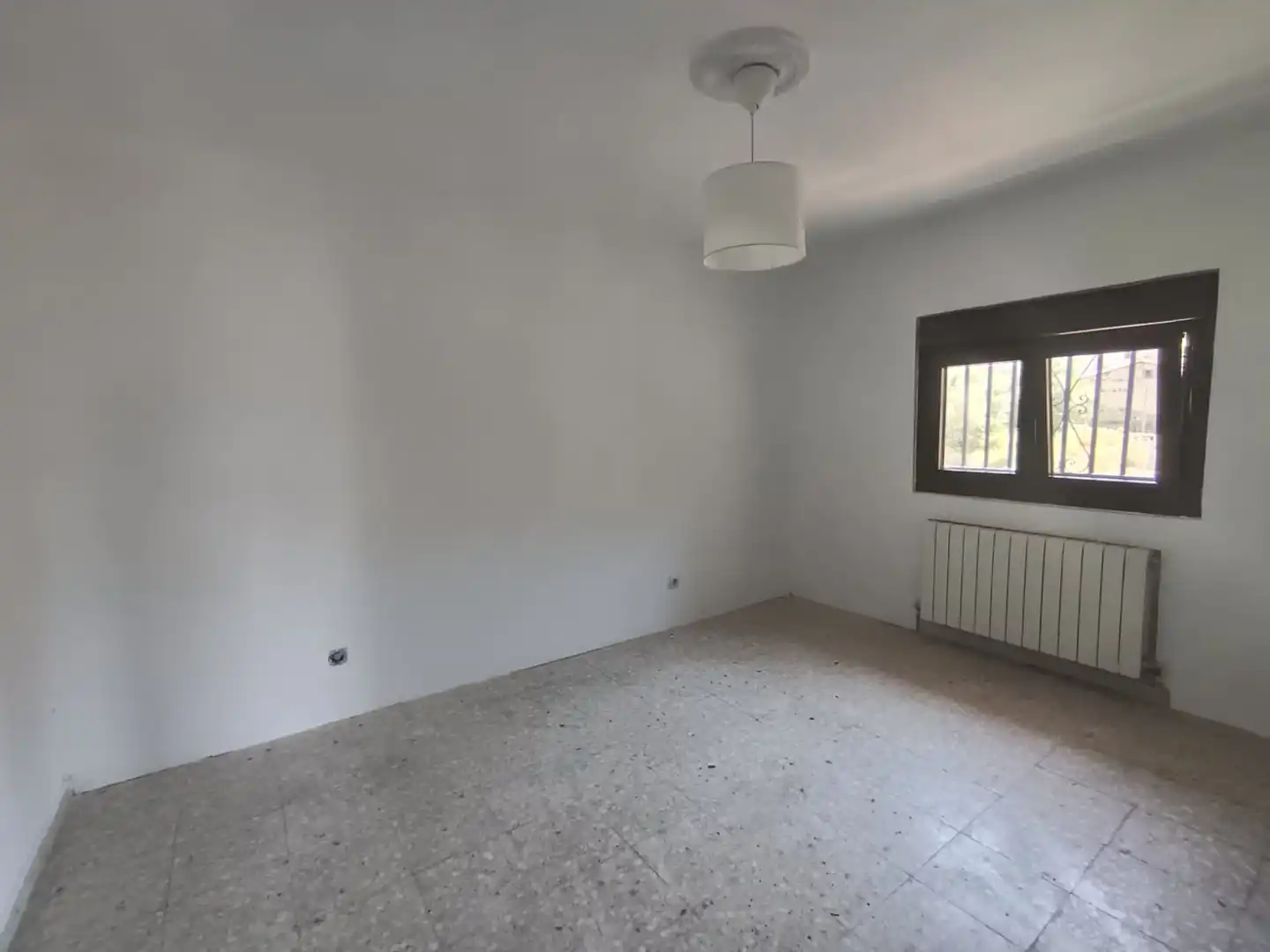 Wohnung zur Miete in Cervera de Buitrago mit Heizung, Terrasse und Möbliert