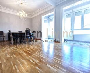 Sala d'estar de Àtic de lloguer en  Barcelona Capital amb Aire condicionat i Calefacció