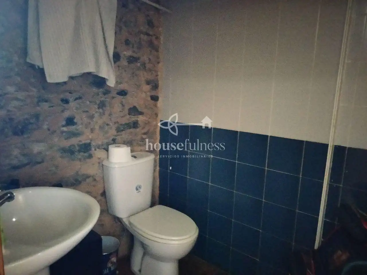 Bany de Finca rústica en venda en Ferrol amb Calefacció i Jardí privat