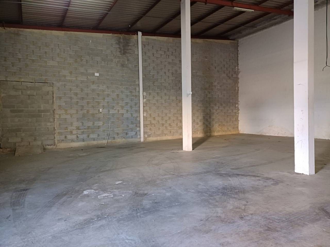Nau industrial en venda en  Huelva Capital amb Alarma