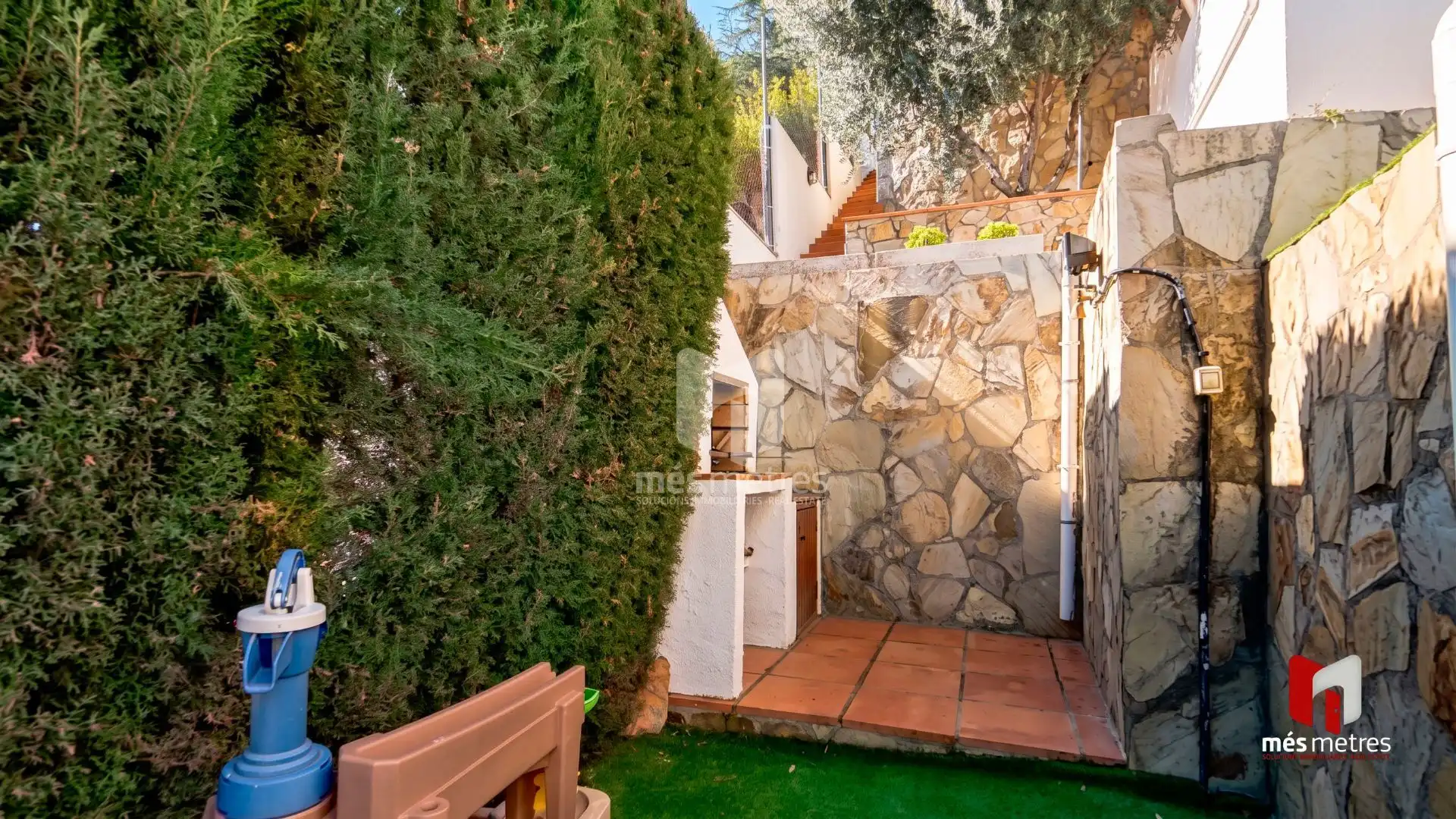 Jardín de Casa o chalet en venta en Alella con Calefacción, Jardín privado y Terraza