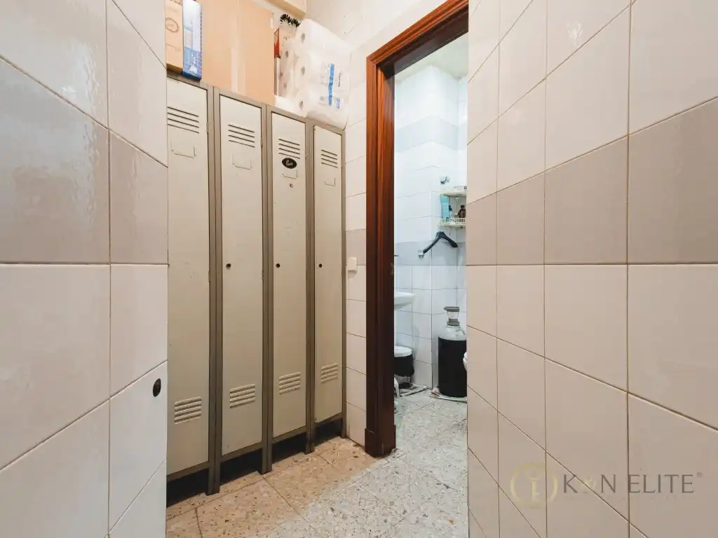 Local comercial en venta en Avenida Monteclaro, imagen 15