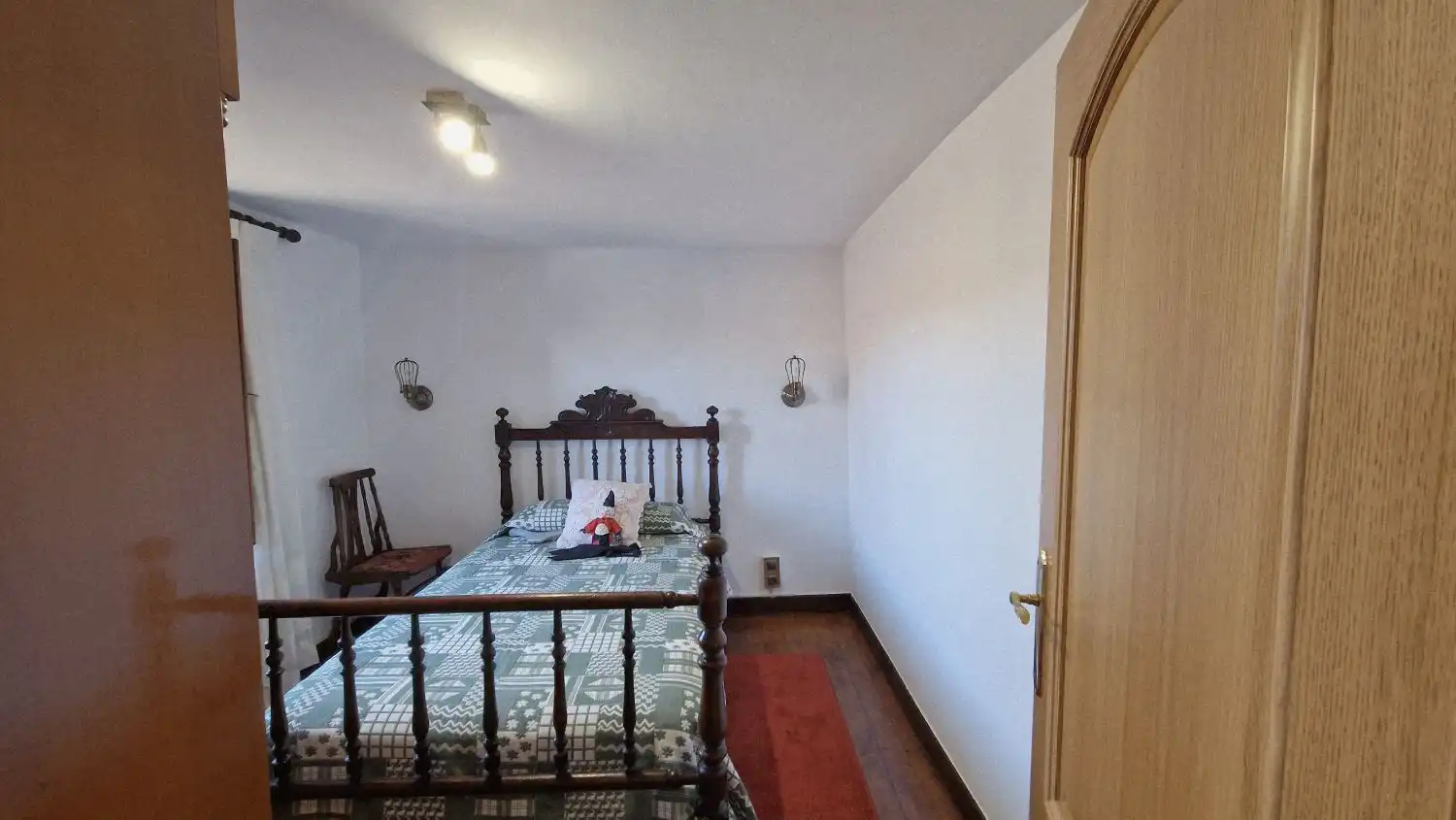 Dormitori de Casa o xalet en venda en Molledo amb Calefacció, Terrassa i Traster
