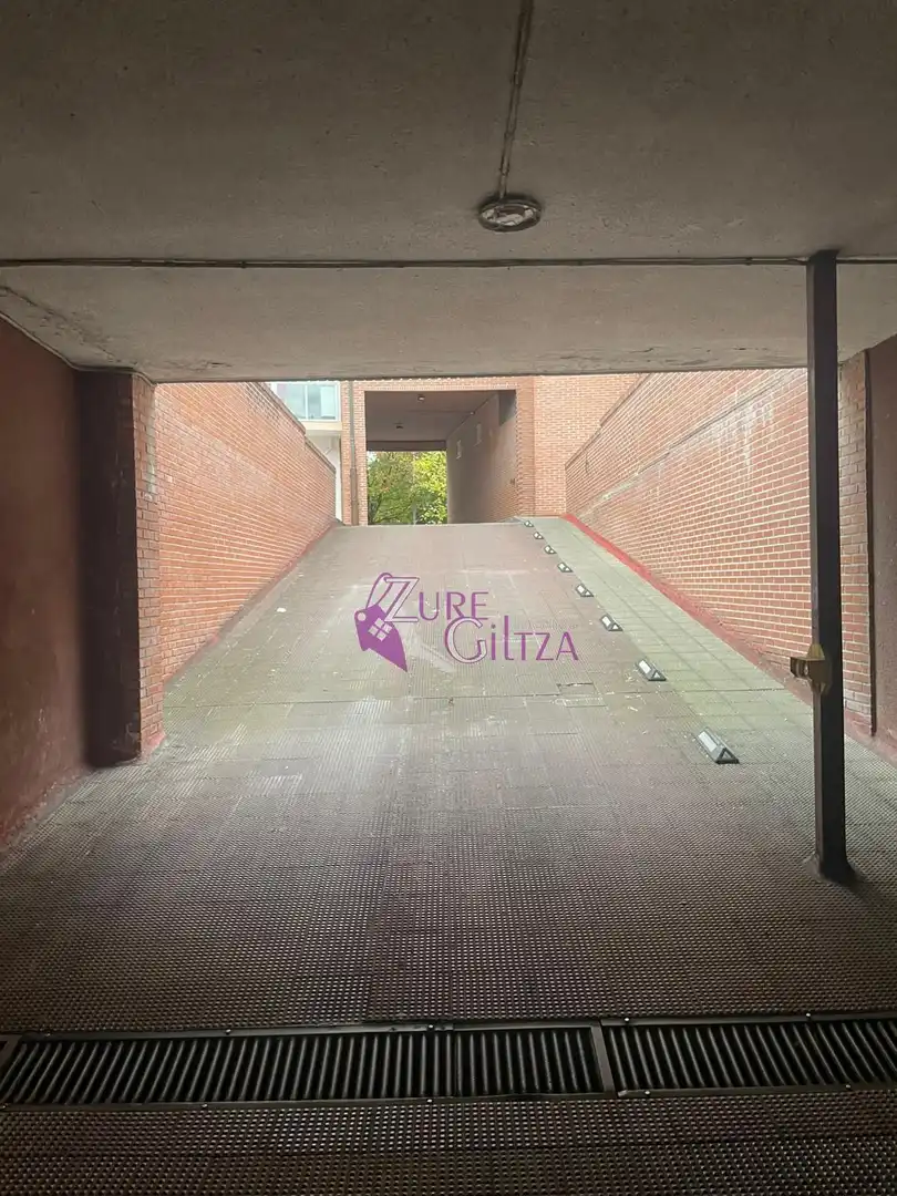 Aparcament de Garatge en venda en Durango
