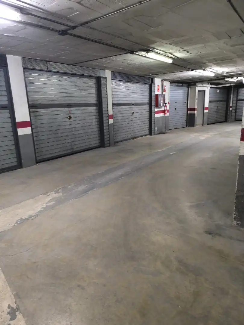 Parkplatz von Wohnung zum Verkauf in Blanes mit Möbliert und Balkon