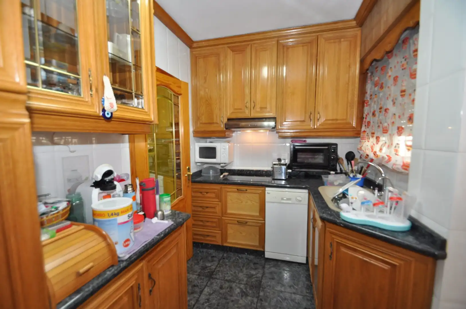 Cuina de Apartament en venda en Villena amb Traster i Balcó