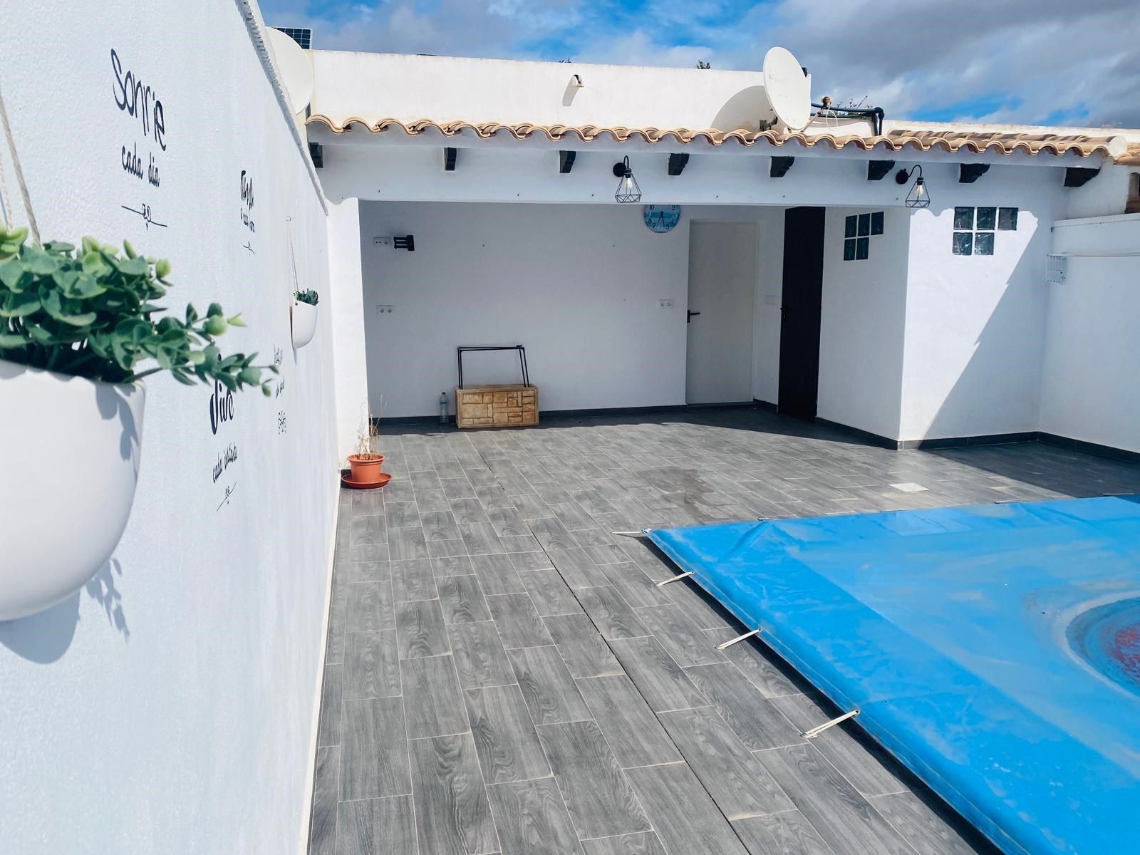 Piscina de Casa o xalet en venda en Salinas amb Aire condicionat, Calefacció i Traster
