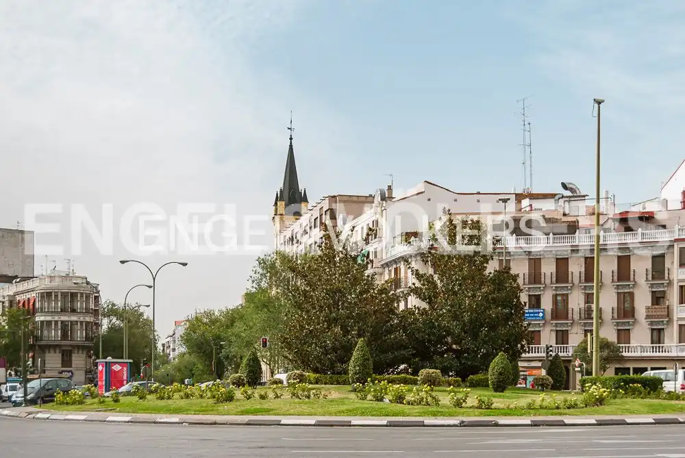 Vista exterior de Ático en venta en Madrid con Aire acondicionado, Calefacción y Terraza