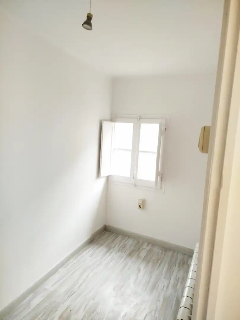 Schlafzimmer von Wohnung zur Miete in Gósol mit Heizung