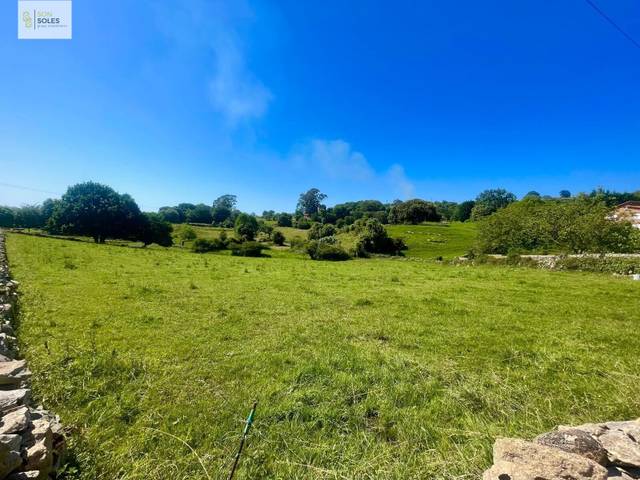 Terreno en Venta en Reocín