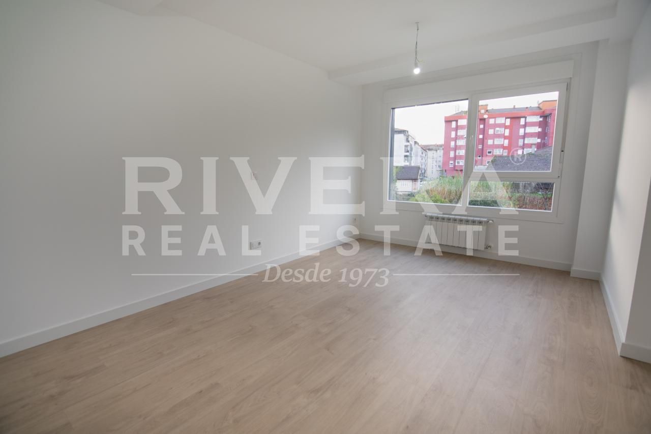 Bedroom of Flat for sale in Redondela  with Heating, Storage room and Balcony